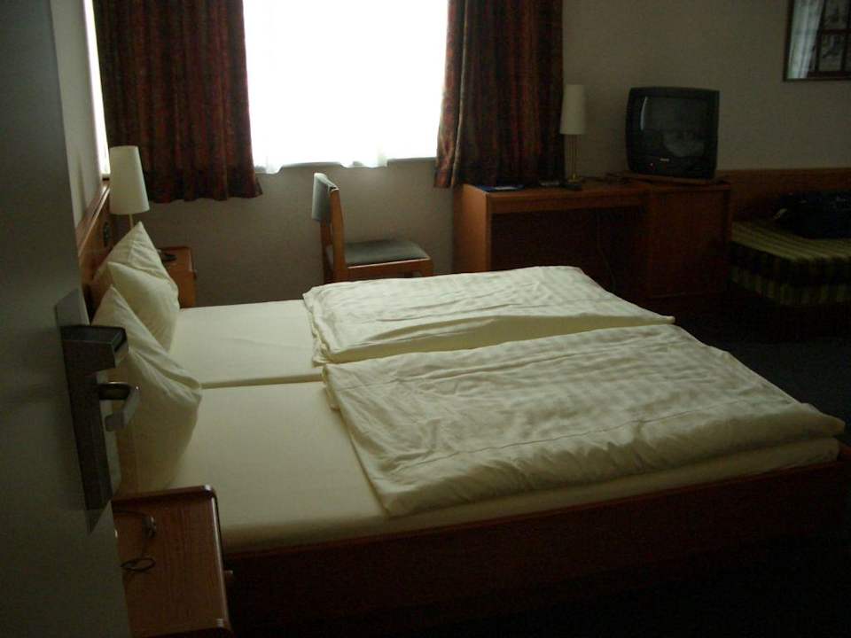 Zimmer Elbbrücken Hotel