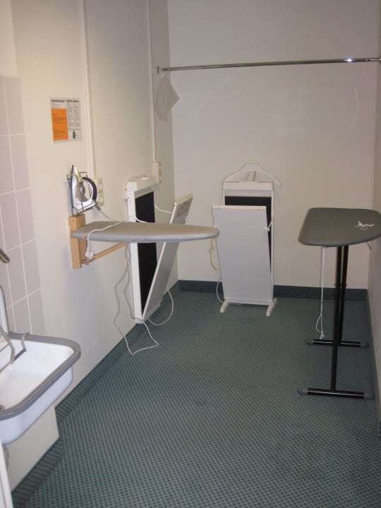 Bügelzimmer Dorint Hotel Dresden
