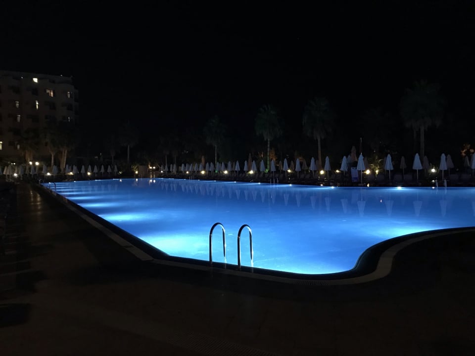 Pool VONRESORT Golden Coast