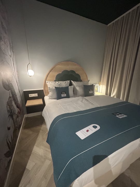 Zimmer Holiday Inn - the niu, Flower Konstanz