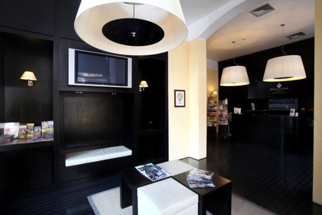Lobby Hotel Suite Home Prague