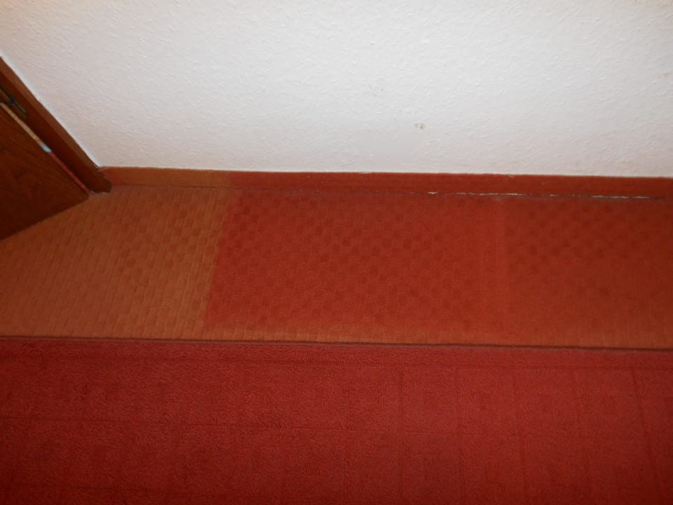 Diese Farbe hatte der Teppich einmal Gasthaus Löffelschmiede