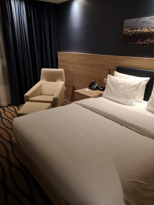 Zimmer Hampton By Hilton Frankfurt Airport