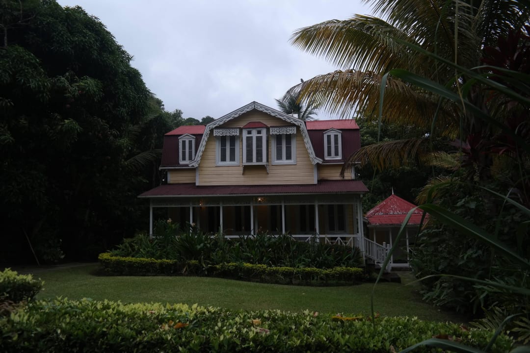 One of the larger room complexes Fond Doux Holiday Plantation