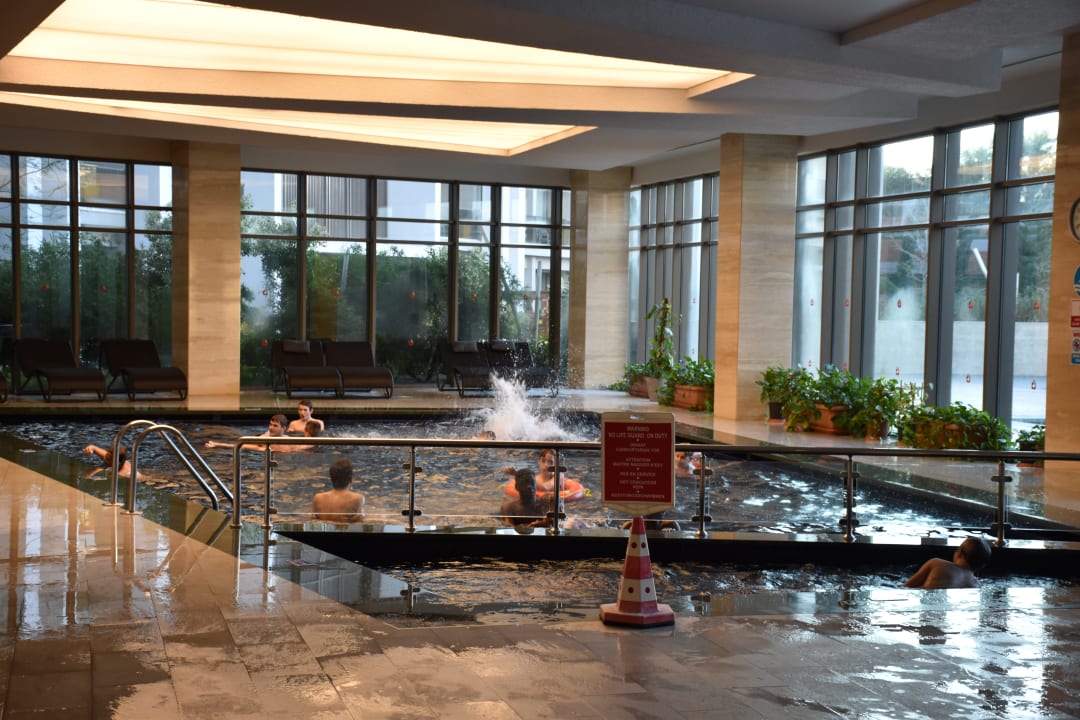 Pool The Sense Deluxe Hotel