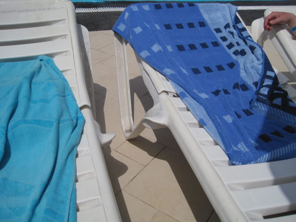 Leżaki Hotel THB Tropical Island