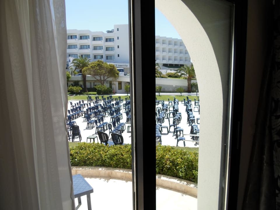 Zimmer 1107 - Ausblick aus Schlafraum 2 Asteria Collection Side