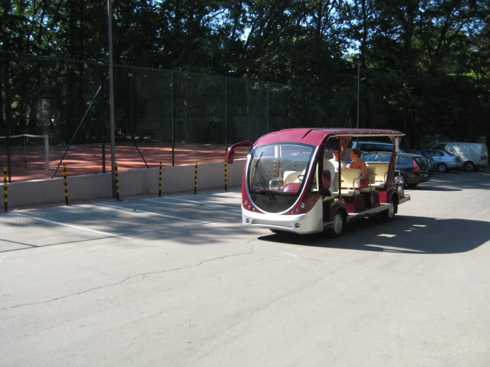 Shuttle im Club Bereich HVD Riviera Beach