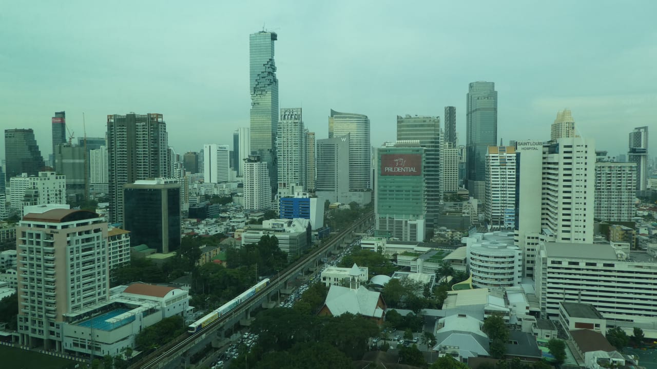Ausblick von unserem Zimmer Eastin Grand Hotel Sathorn