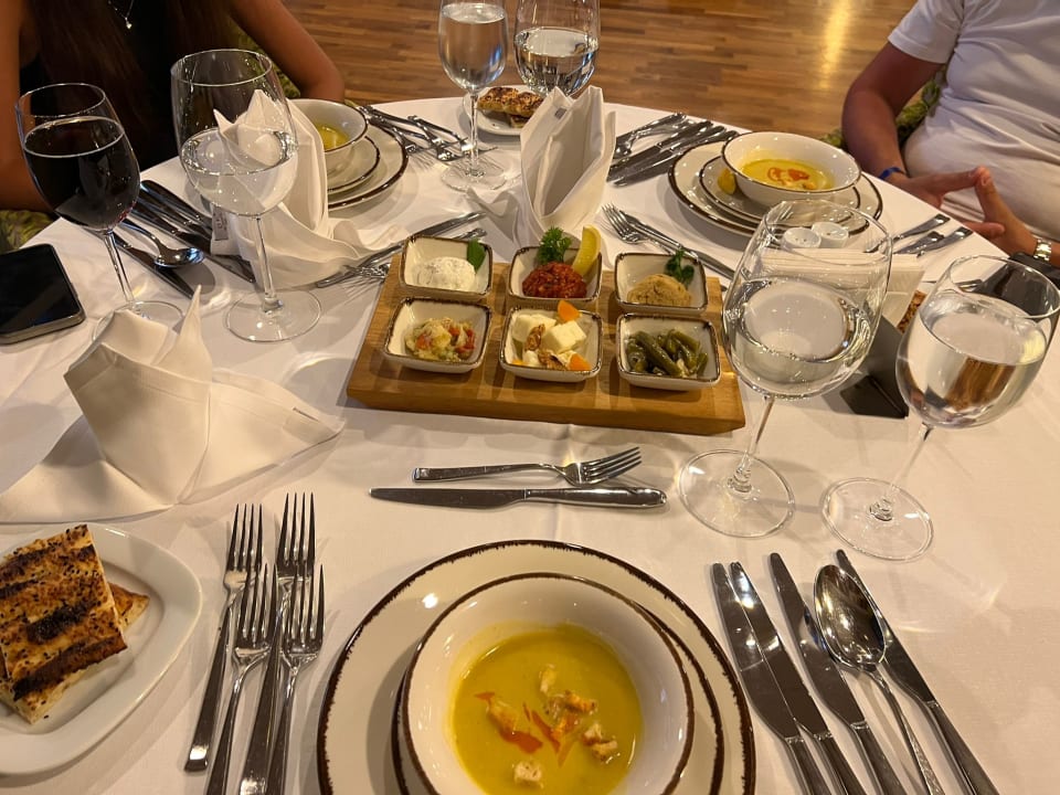 Gastro The Sense Deluxe Hotel