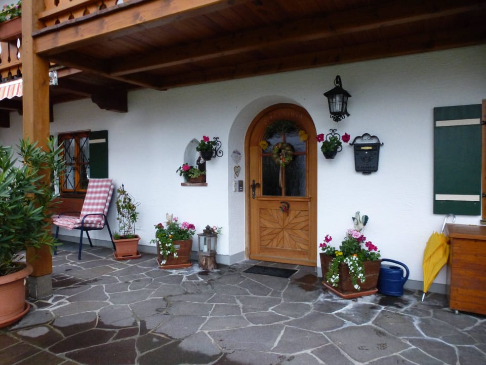 Liebevoll gestalteter Eingangsbereich Bauernhof Bognerlehen