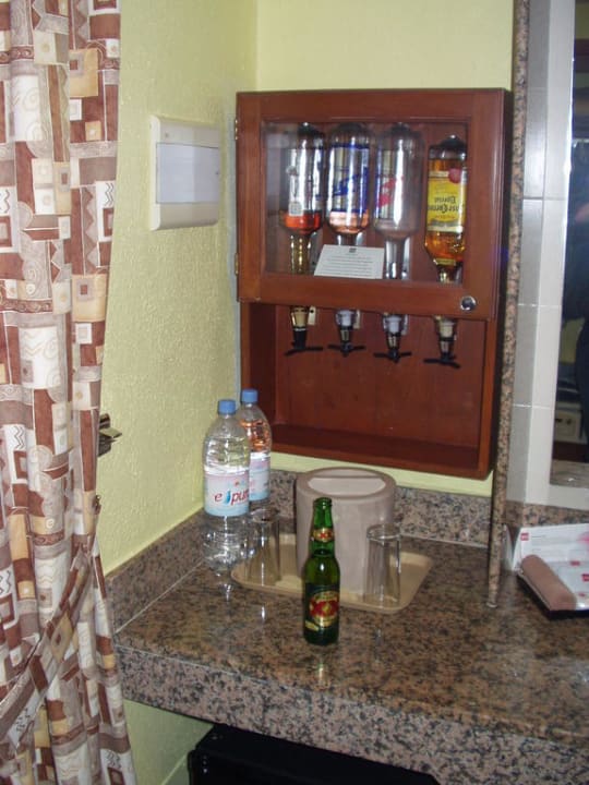 Bar im Zimmer Hotel Riu Tequila