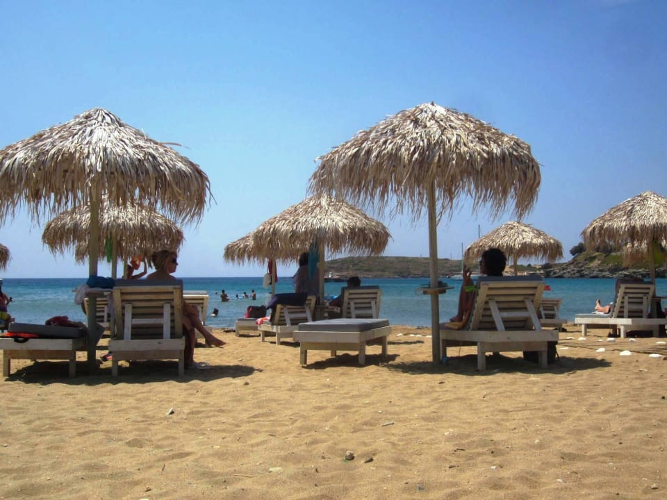 Hotelstrandliegen mit Sonnenschirm Chryssi Akti, Sure Hotel Collection by Best Western