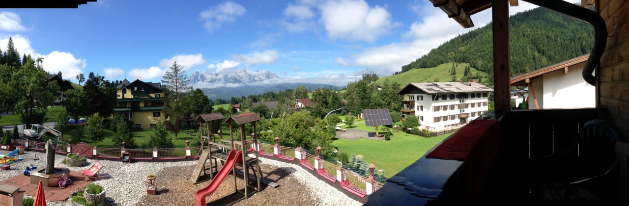 Blick vom Balkon Wenger Alpenhof