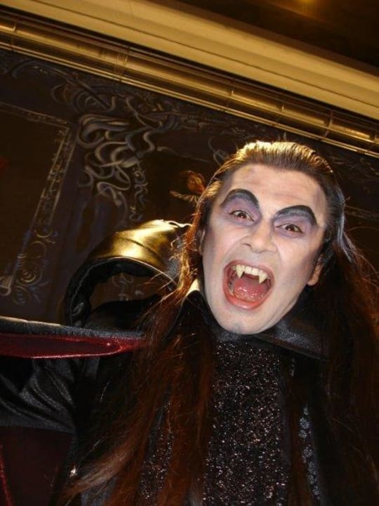 Tanz der Vampire Club Grand Side