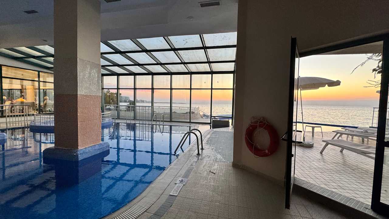 Pool Aska Hotel Just in Beach