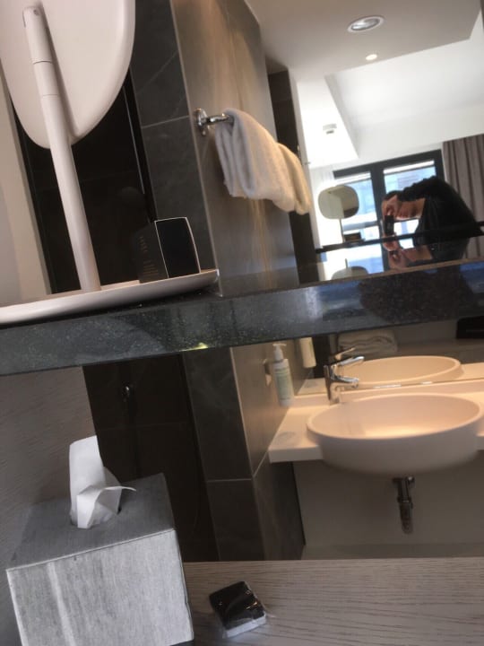 Zimmer Arcotel Donauzentrum