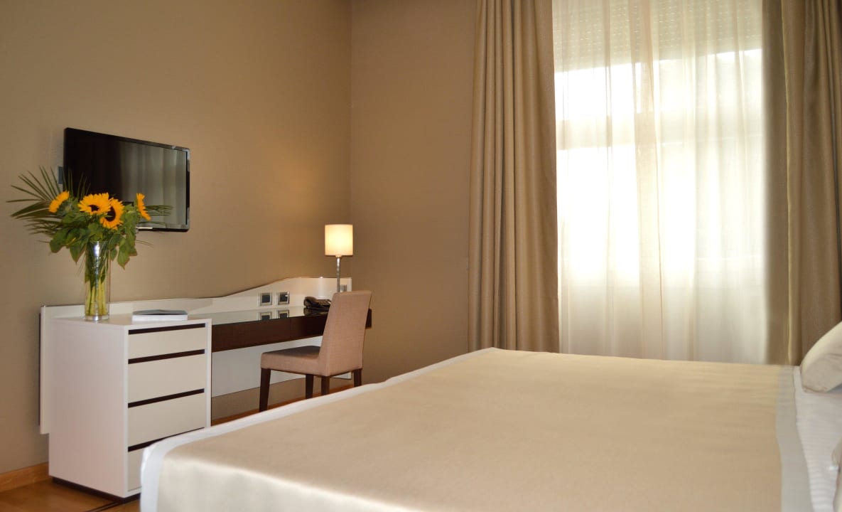 Single French bed - approx 20 sqm Hotel Palazzo Esedra