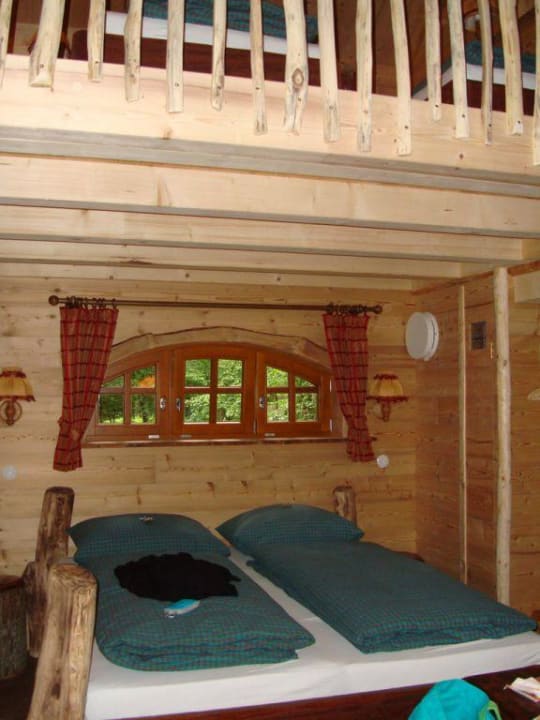 Schlafmöglichkeit Doppelbett Natur-Resort Tripsdrill