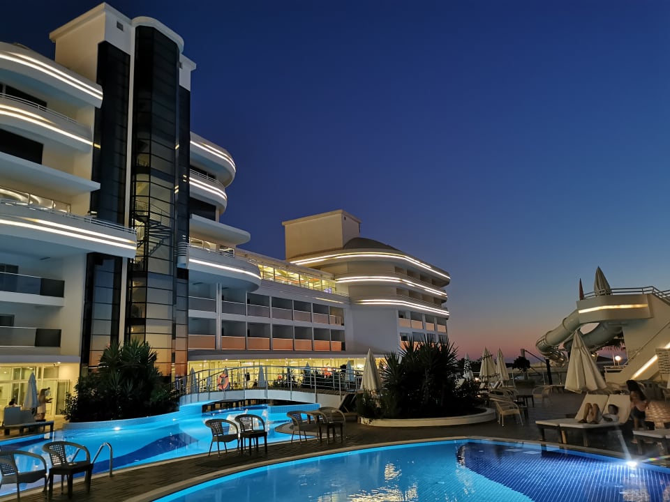 Außenansicht Laguna Beach Alya Resort & Spa Hotel