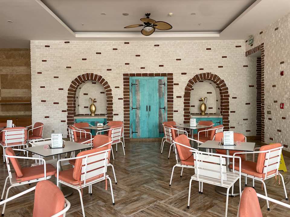 Pool Oz Hotels Sui Resort