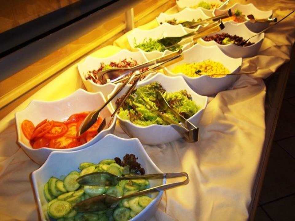 Vitales Mittagsbüffet Alphotel Tyrol