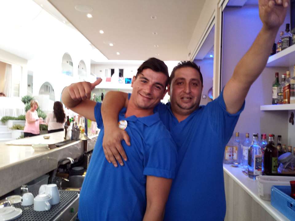 Christos und Dimitri Dimitrios Beach Hotel