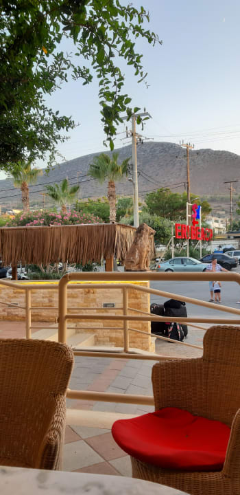 Sonstiges Eri Beach & Village