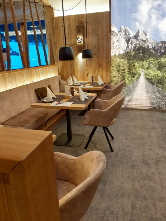 Gastro Alm- & Wellnesshotel Alpenhof