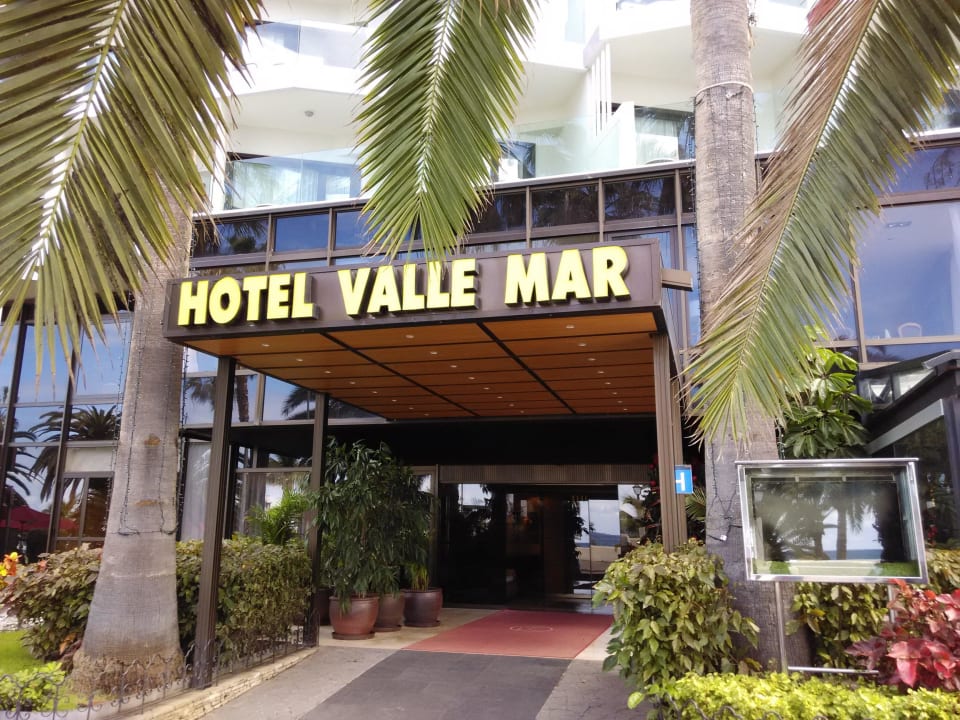 Hoteleingang Hotel ValleMar