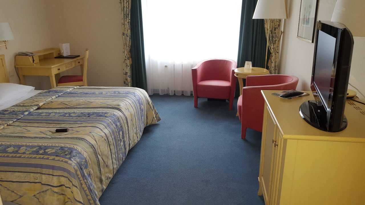 Sauber und groß. Hotel Schönau