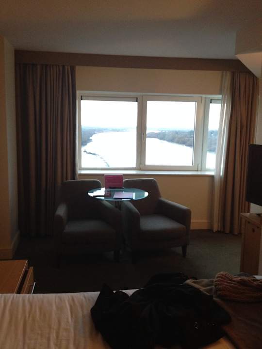 Unser Zimmer mit etwas Aussicht. Clayton Hotel Limerick