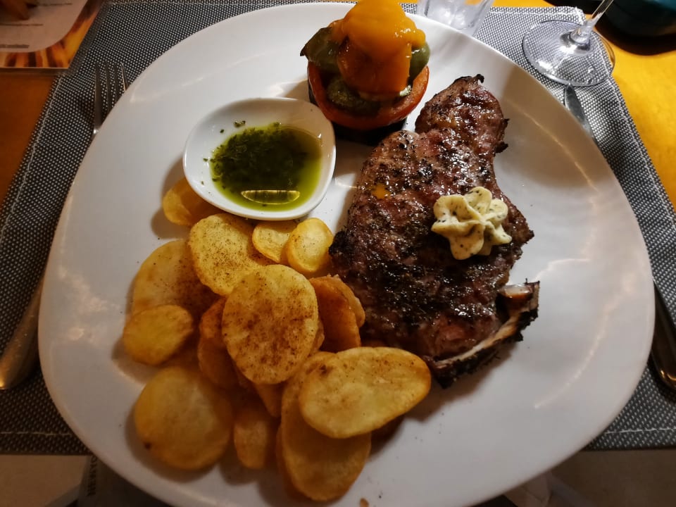 Gastro Anissa Beach & Village