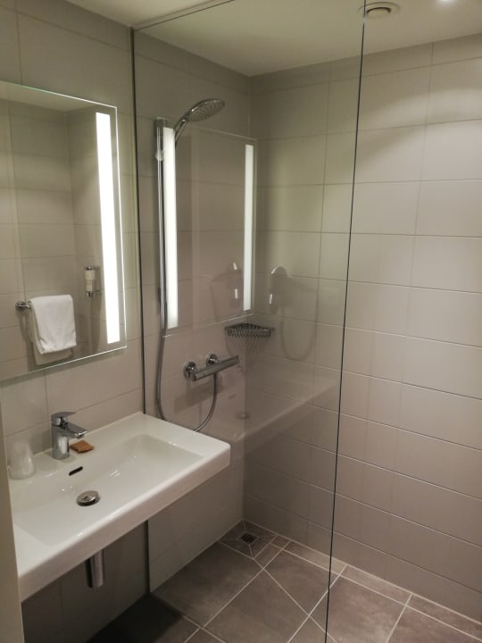 Zimmer B&B HOTEL Zürich Wallisellen