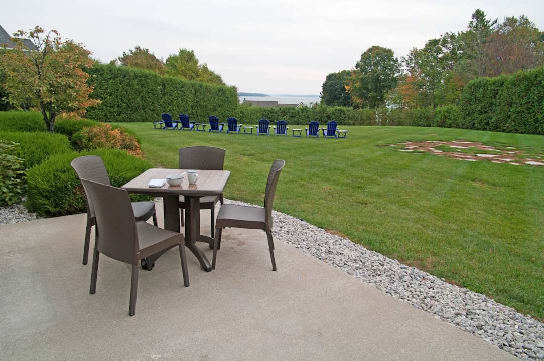 King Suite, Pet Friendly, Lake View - Patio Charlevoix Inn & Suites, SureStay Collection by Best Western