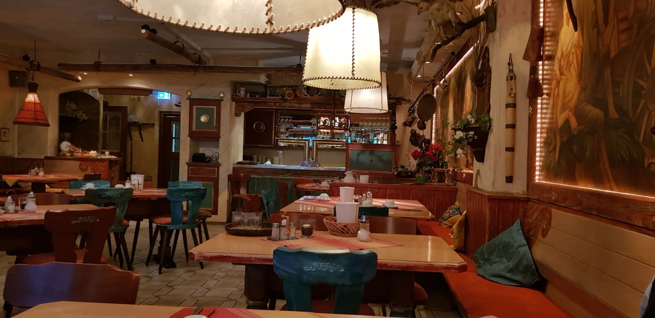 Gastro Altstadthotel Zum Hechten