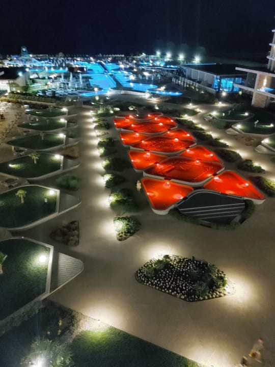 Pool Wave Resort