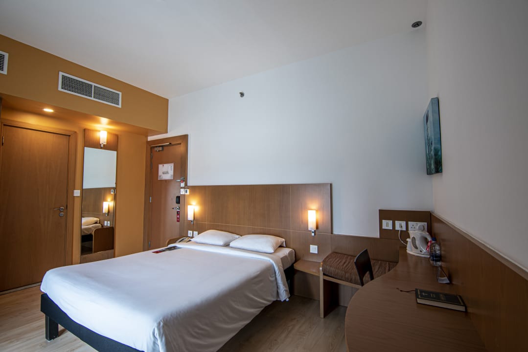 Zimmer Hotel ibis Fujairah