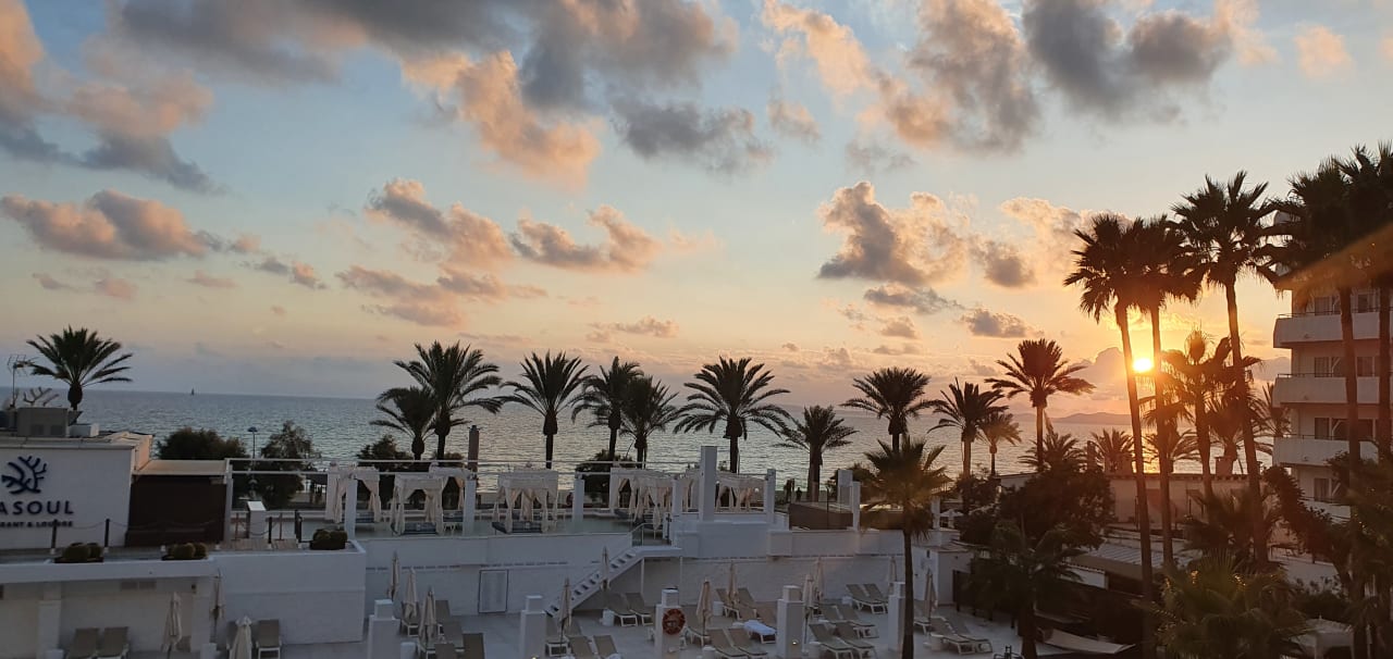 Außenansicht Iberostar Waves Bahia de Palma