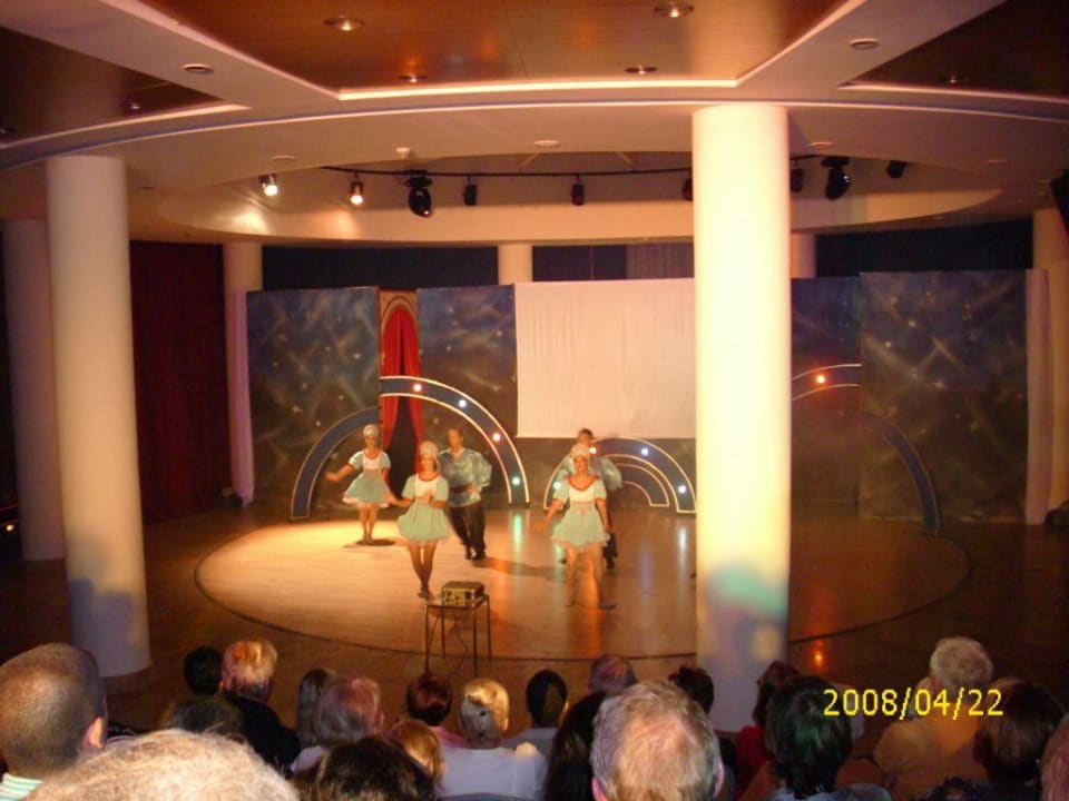 Tanzshow 2008 Lara Barut Collection