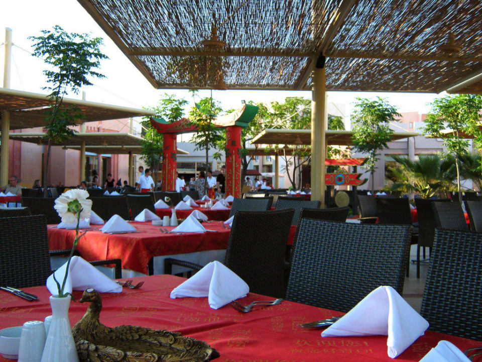 Asia-Abend im Hauptrestaurant Blue Waters Club