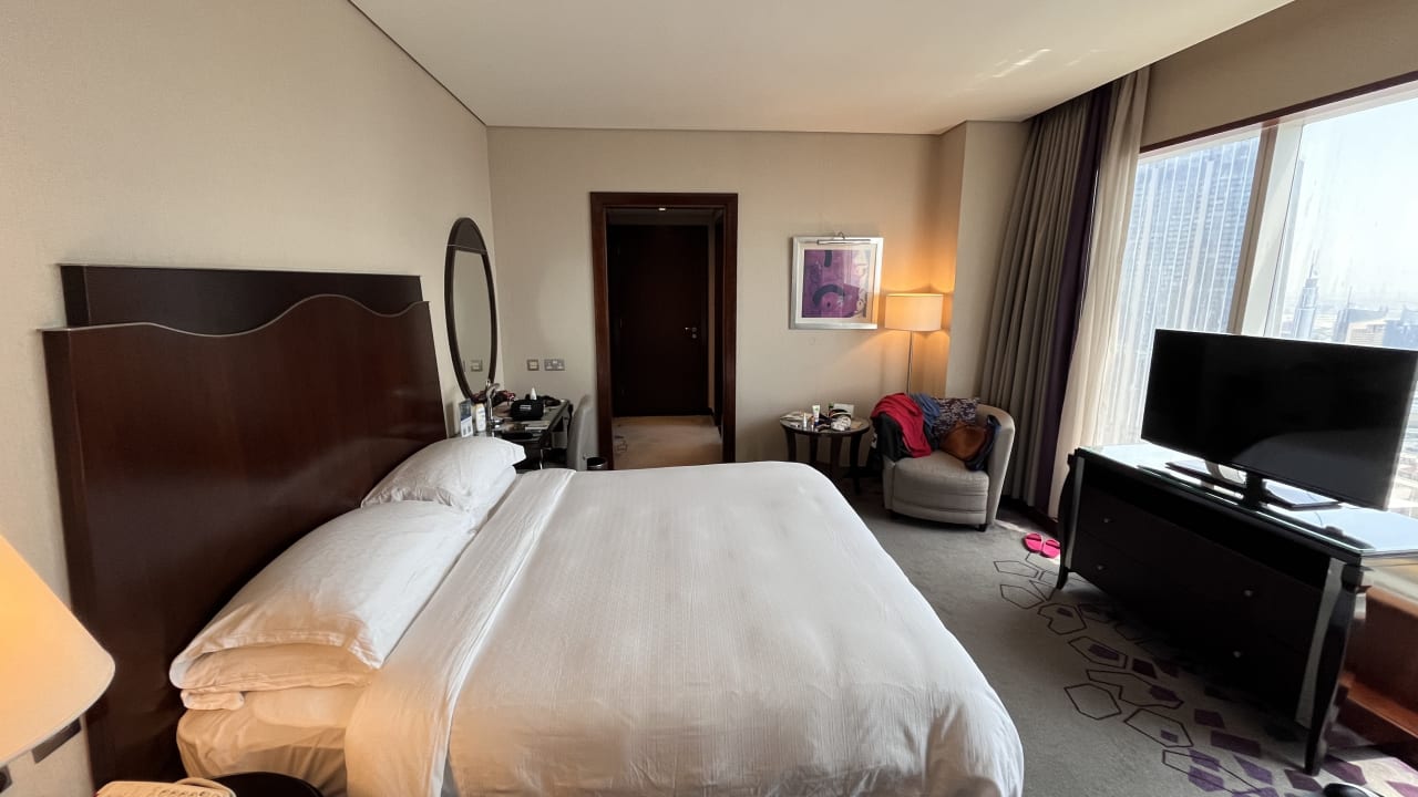 Zimmer Rose Rayhaan by Rotana