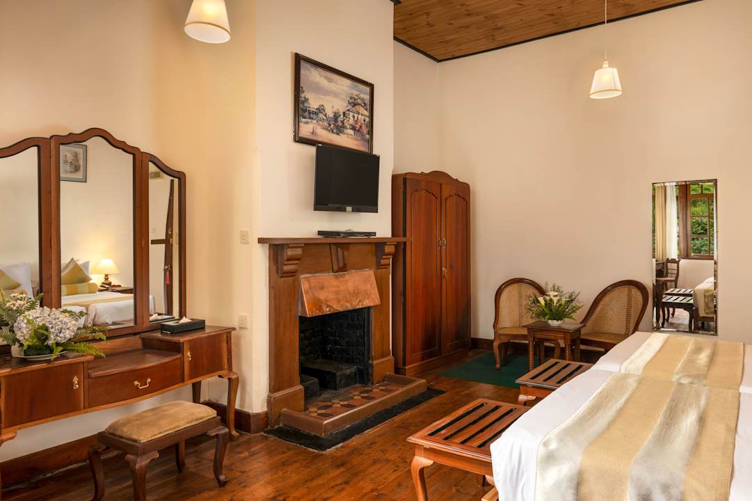 Zimmer The Hill Club