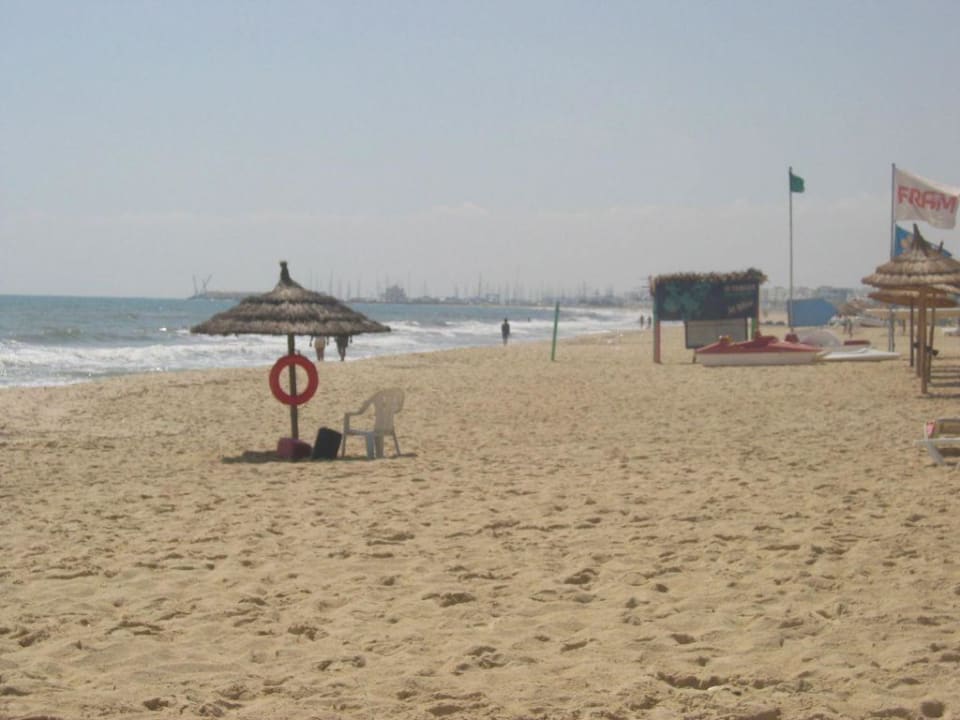 Strand Hotel Nesrine