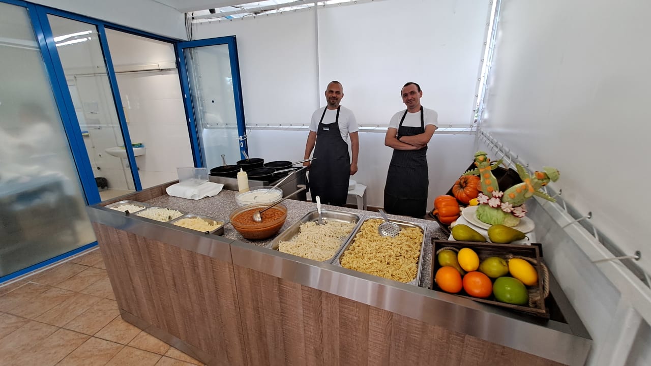 Gastro Hotel Sineva Beach