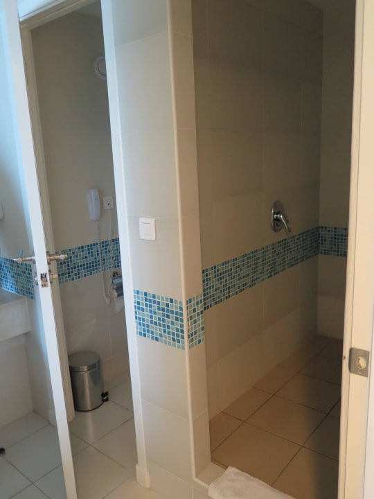 Dusche rechts, Toilette links Melia Marina Varadero