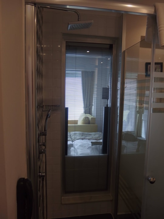 Dusche mit Durchblick Orka Sunlife Resort & Spa