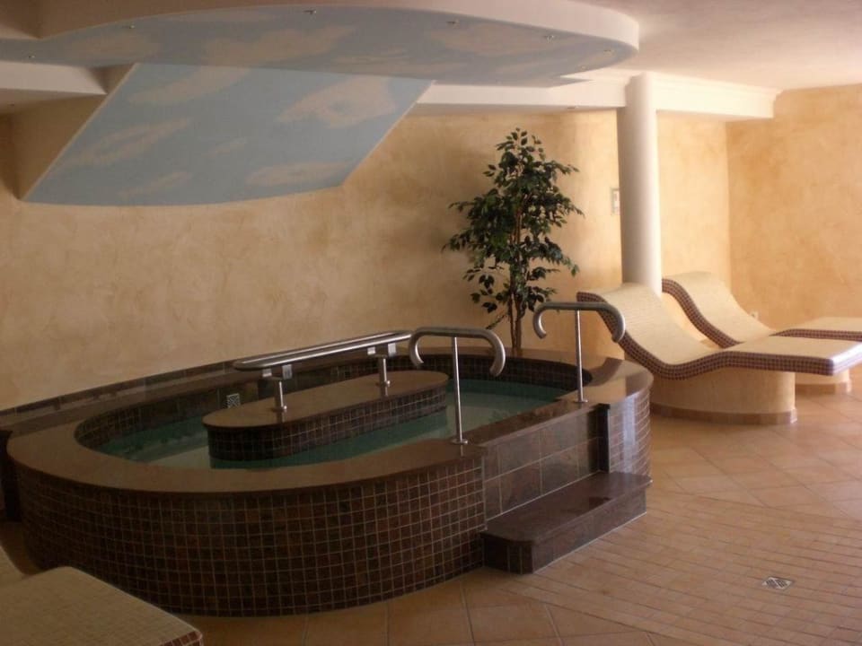 Wellnessbereich Naturhotel Reissenlehen