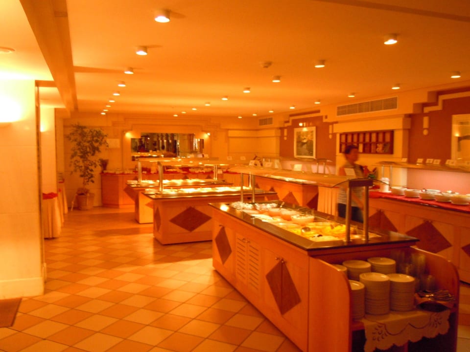 Büffet Anissa Beach & Village