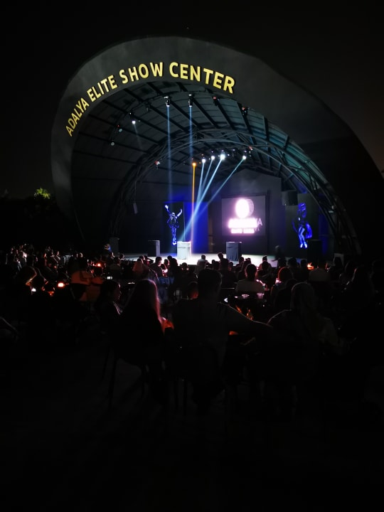 Sport & Freizeit Adalya Elite Lara